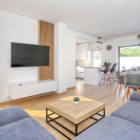 Gorgeous In With Kitchen *