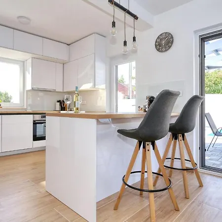 Gorgeous In With Kitchen *